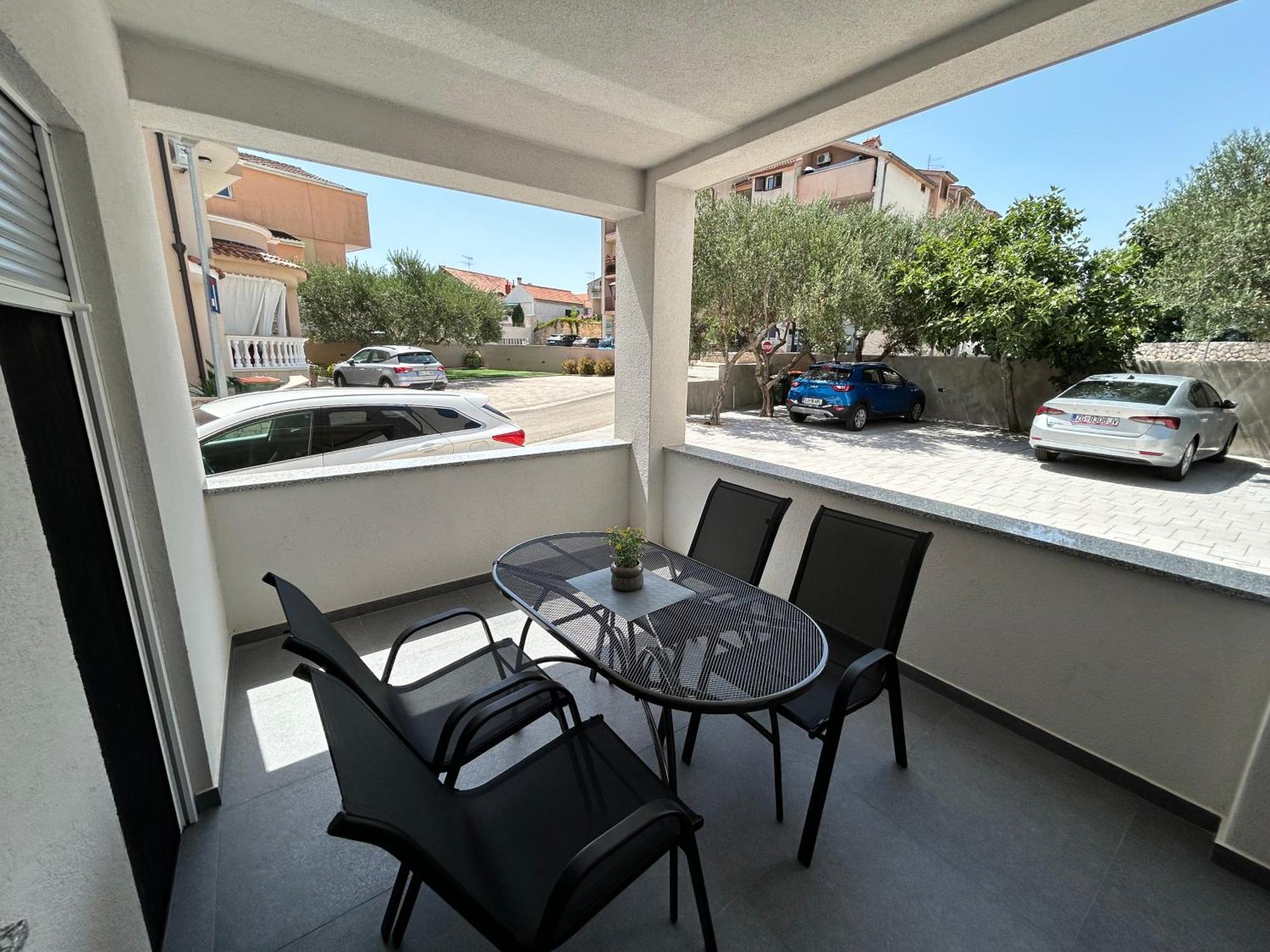 Apartments Dobrenic Vodice Exterior foto