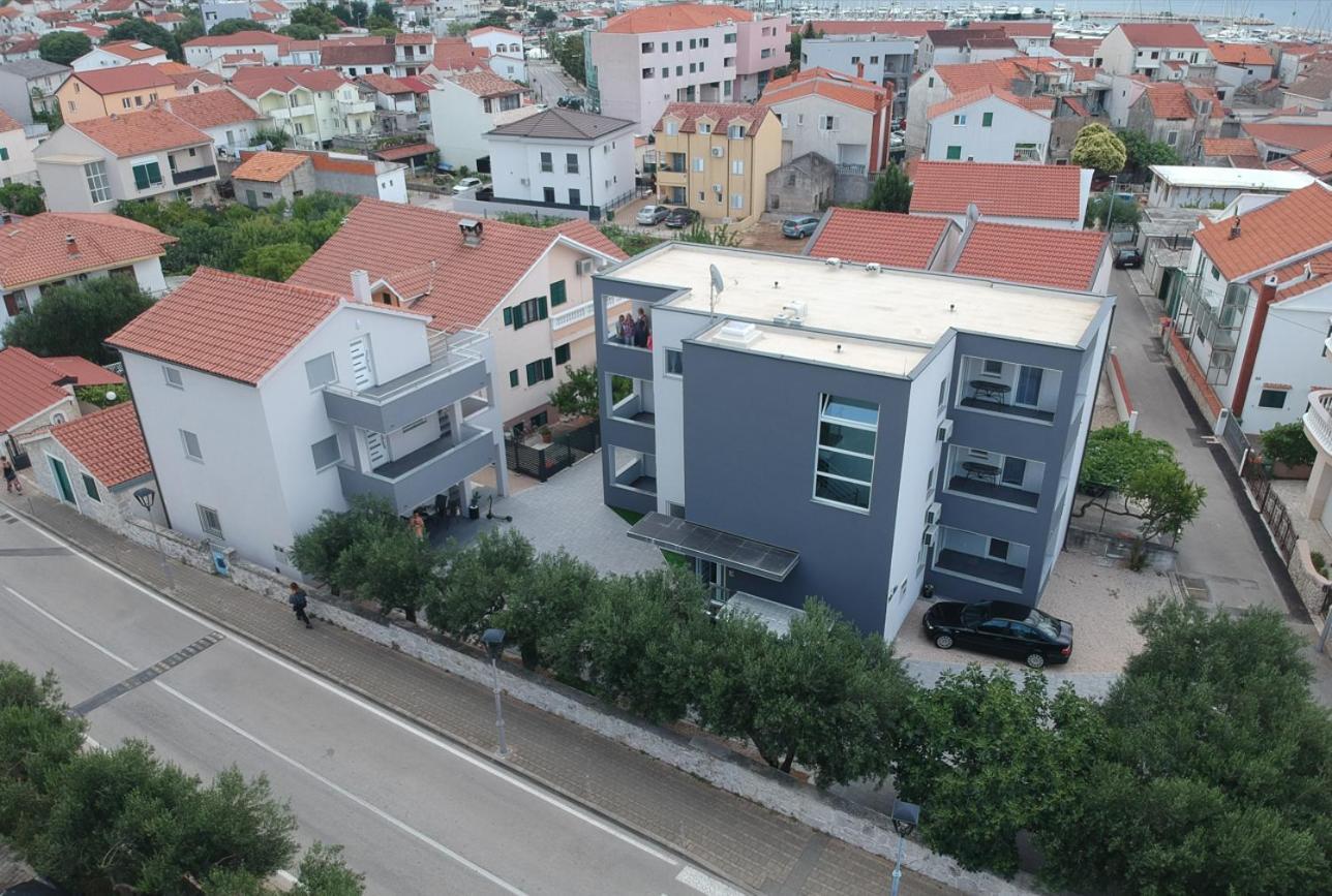 Apartments Dobrenic Vodice Exterior foto